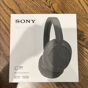 NWT- Sony WH-CH720N Over-Ear Headphones in Black